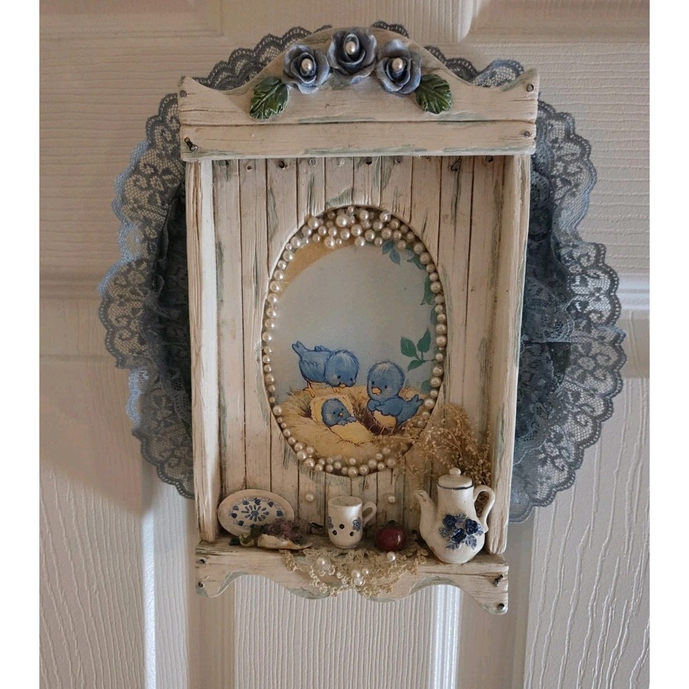 Vintage‎ Wall Art FramedPicture W Baby Blue Birds Lace Faux Pearls Cottage Cute - Picture 8 of 8